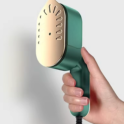 Arvion™ – Il ferro da stiro che viaggia con te